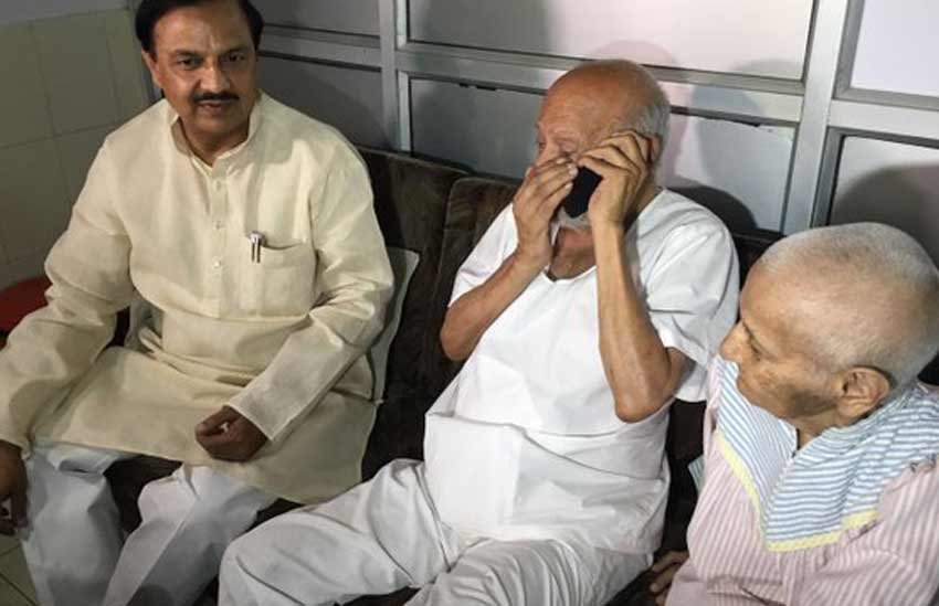 Kanubhai Gandhi, gandhi, mahatama gandhi grandson, kanubhai, gandhi grandson, modi, pm modi