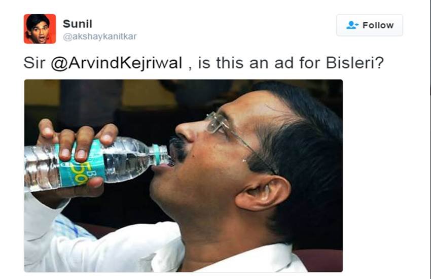 arvind kejriwal, PM narendra modi, kejriwal takes a dig at Modi, kejriwal trolled, kejriwal modi twitter troll, arvindarvind kejriwal trolled modi, modi distribute e-rikshaw, arvind kejriwal latest news
