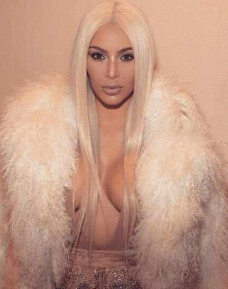 vanities,kim kardashian,chelsea handler,nude, "Kim Kardashian, Webby Awards, nude selfies, Iran, Instagram, Cannes"