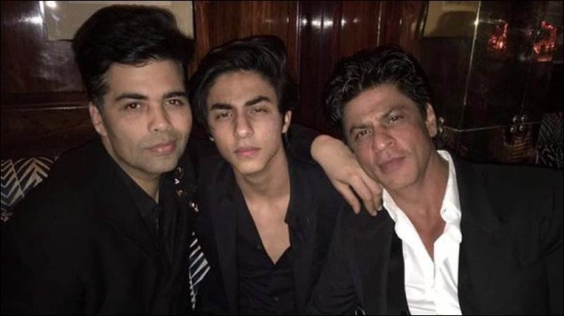 shah rukh khan, abram, karan johar, aryan khan, shah rukh khan son, shah rukh khan son pics, karan johar birthday pics, karan johar birthday pics, shweta bachchan, navya nanda, saif ali khan, kareena kapoor khan, kareena, saif kareena, saif kareena london pics, kareena karan johar, ranbir kapoor, sidharth malhotra, ranbir kapoor pics, entertainment news, entertainment, bollywood