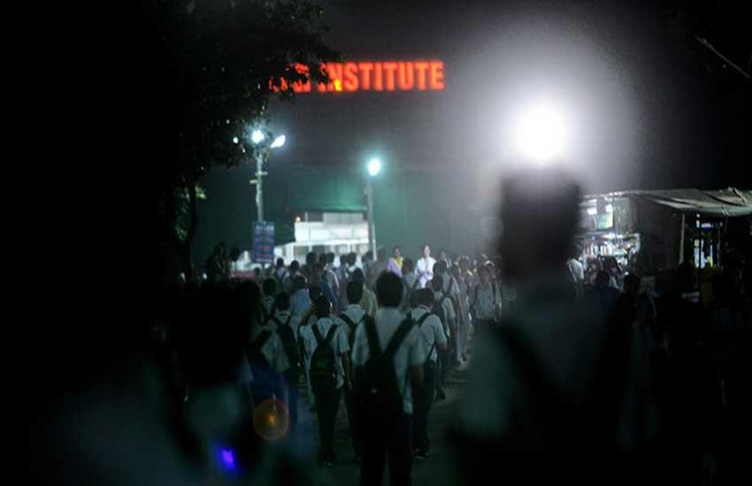 kota suicide, kota students suicide, iit jee students suicide, kota coaching centers, kota collector ravi kumar surpur, kota latest news, Kota IIT coaching