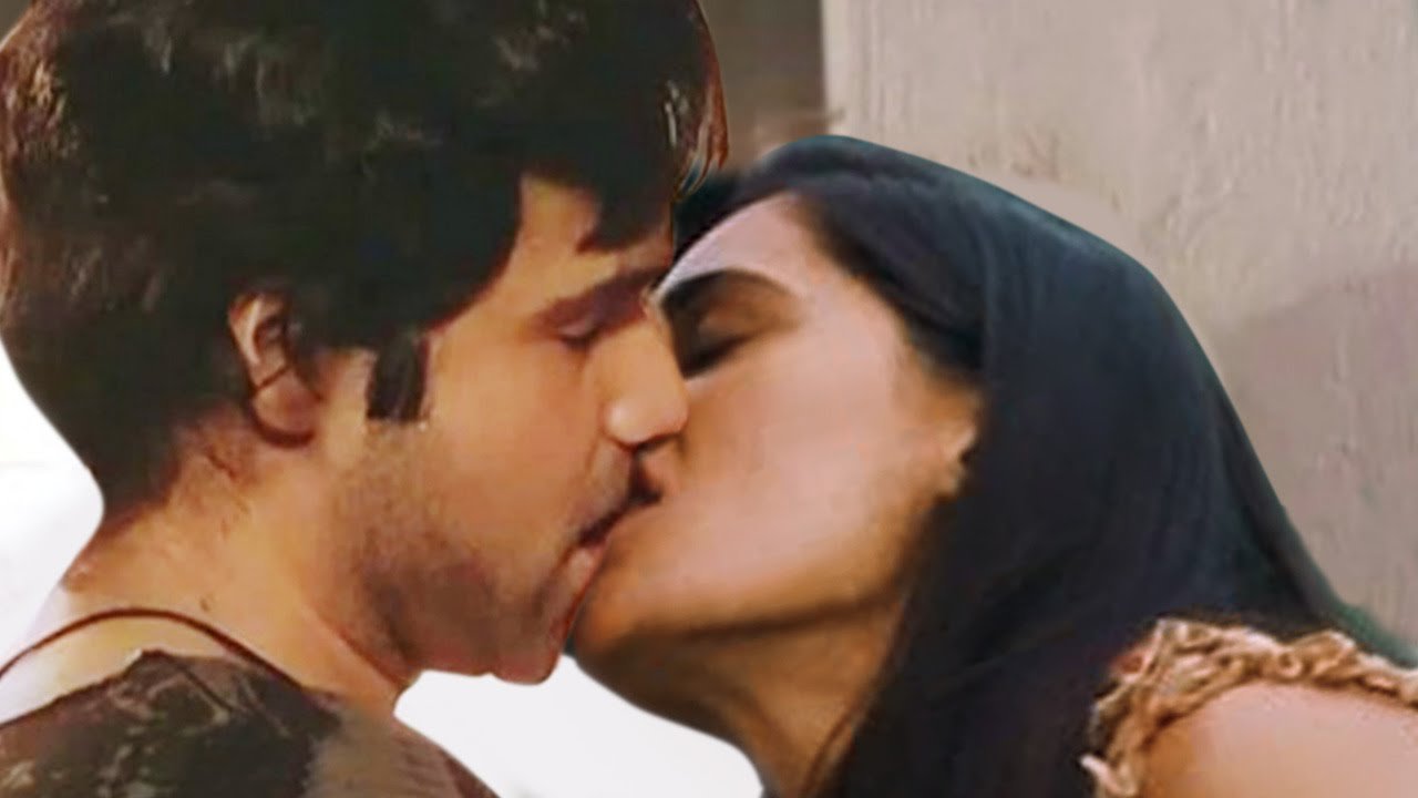azhar, azhar film, kissing, nargis fakhri, emraan hashmi, azhar kissing scenes, kissing scenes, azhar release, azharuddin, azhar biopic, azhar deleted scenes, emraan hashmi nargis fakhri kissing, emraan nargis kiss