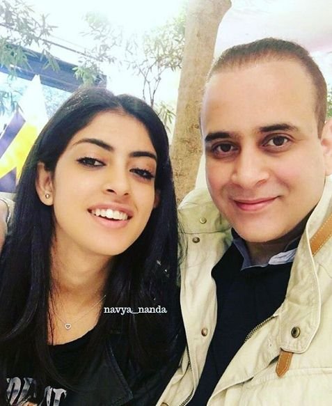 Navya Naveli Bachchan,Navya Naveli Bachchan Graduation Day,Navya Naveli Graduation,Navya Naveli