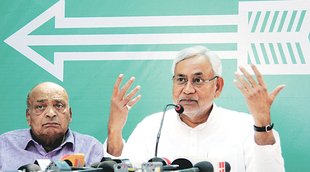 bihar, cm, nitish kumar, power, lalu prasad yadav