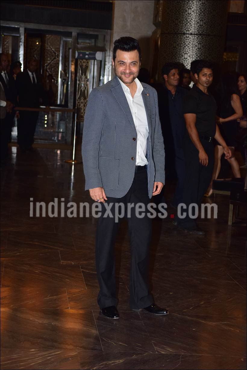 Preity Zinta, Preity Zinta reception, Preity Zinta wedding reception, Gene Goodenough, Preity Zinta Gene Goodenough, Preity Zinta reception pics, Salman Khan, iulia vantur, Salman khan Iulia Vantur, Shah Rukh Khan, Shahid Kapoor, Shahid Kapoor mira Rajput, Shahid Mira, Preity Zinta wedding reception pics, Preity goodenough, Yuvraj Singh, Hazell Keech, Preity Zinta reception photos, Preity gene goodenough, Preity Zinta gene goodenough reception, Preity Zinta marraige reception, Preity Zinta pics, Entertainment news