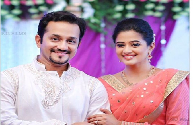 नेशनल अवॉर्ड विनर प्रियामणि ने ब्यॉयफ्रेंड मुस्तफा संग रचाई सगाई, IPL से शुरू हुई थी Love Story