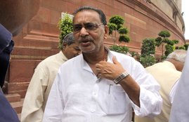 onion price, onion farmers, price rise, Sumedhananda Saraswati, Hukum Singh, Lok Sabha, Radha Mohan Singh, e-NAM, agricultural ministry, parliament latest news, BJP MPs criticize government, pulse price