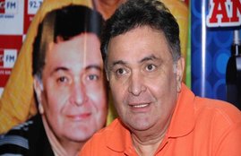Rishi Kapoor, Gandhis, Sonia Gandhi, Indira Gandhi, Rahul Gandhi, Congress, Twitter, rishi kapoor tweet, rishi kapoor gandhi family, rename place