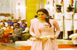 Sania Mirza, Tennis doubles player, biography, Harper Collins, Grand Slam