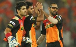 IPL9,2016: सनराइजर्स हैदराबाद ने गुजरात लायंस को पांच विकेट से हराया