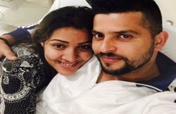 सोशल मीडिया पर पिता बनने की खबर के बाद रैना ने किया ट्वीट- Still waiting… 🙈🐾🐾