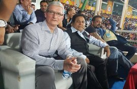 tim cook, IPL, apple ceo, gujarat lions vs kolkata knight riders, GL vs KKR, IPL 2016, tim cook IPL match, tim cook indian premier league, Tim cook cricket, rajiv shukla, apple ceo tim cook india, tim cook watch IPL, tim cook pics, tim cook IPL photos, IPL 9, IPL news, apple inc news
