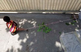 Ahmedabad, parents tie toddler, child care center