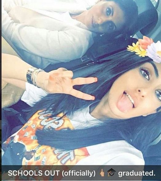 Navya Naveli Bachchan,Navya Naveli Bachchan Graduation Day,Navya Naveli Graduation,Navya Naveli