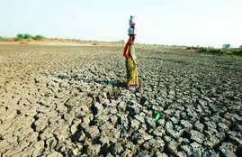 ramprakash kushwaha, column, jansatta ravivari stambh, water crisis, water crisis, water, firing, beaten, fir, betul, mp