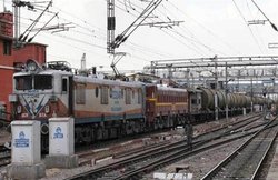 UP: रेल मंत्रालय बुंदेलखंड भेज रहा था ‘वाटर ट्रेन’ अखिलेश सरकार ने लिखा- नहीं चाहिए, जरूरत होगी तो बताएंगे