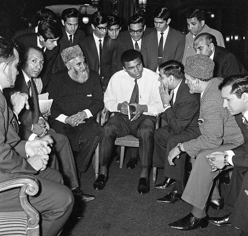 Muhammad ALi, boxing, boxing muhammad ali, boxer Muhammad Ali, Muhammad Ali news, Muhammad Ali sports, Muhammad Ali die, Muhammad Ali death, Muhammad Ali fight, Muhammad Ali boxer, Muhammad Ali boxing, Muhammad Ali records, Muhammad Ali career, Muhammad Ali health, muhammad ali knockouts, muhammad ali best knockouts, Muhammad Ali news, muhammad ali rare pics, muhammad ali photos, muhammad ali pics, Boxing legend , Boxing legend Muhammad ALi, Ali death, Muhammad Ali pictures