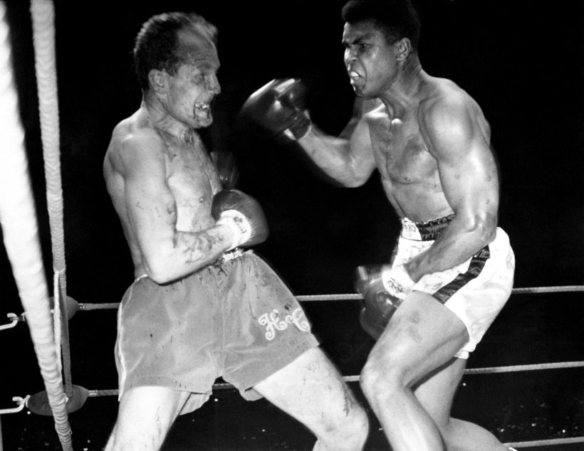 Muhammad ALi, boxing, boxing muhammad ali, boxer Muhammad Ali, Muhammad Ali news, Muhammad Ali sports, Muhammad Ali die, Muhammad Ali death, Muhammad Ali fight, Muhammad Ali boxer, Muhammad Ali boxing, Muhammad Ali records, Muhammad Ali career, Muhammad Ali health, muhammad ali knockouts, muhammad ali best knockouts, Muhammad Ali news, muhammad ali rare pics, muhammad ali photos, muhammad ali pics, Boxing legend , Boxing legend Muhammad ALi, Ali death, Muhammad Ali pictures