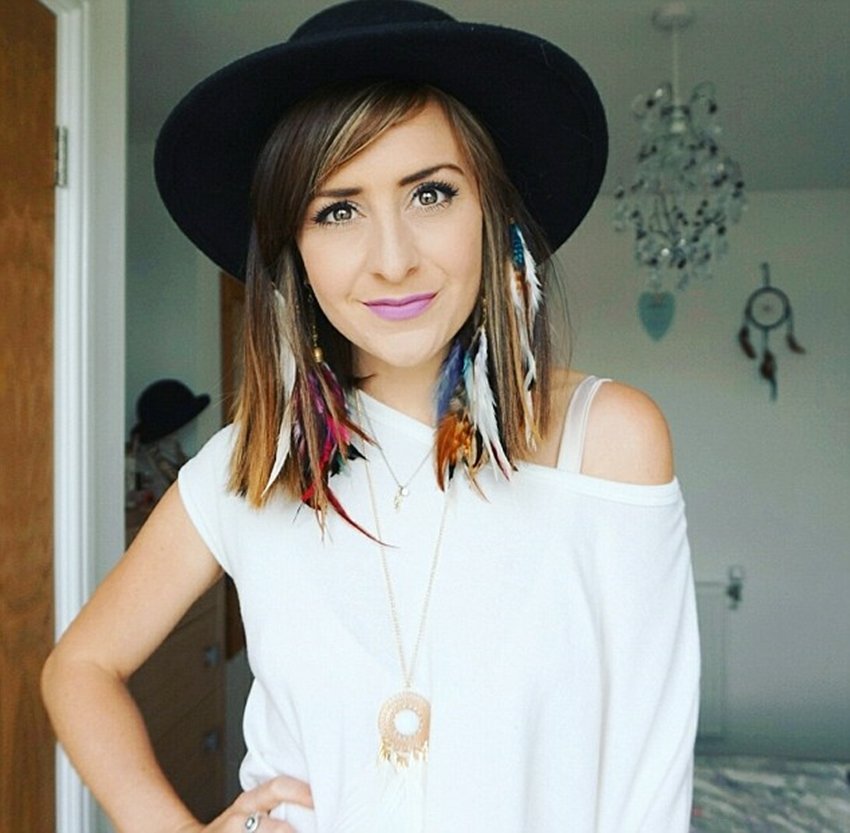 एक साल पहले तक निक्सालिना का कहना था कि वह मर्दों की फितरत से परेशान हो चुकी हैं। उनका कहना था कि मर्दों को सही मायने में डेटिंग में कोई रुचि नहीं होती, उनका मकसद सिर्फ बेडरूम तक ले जाना होता है। एक सच्ची डेटिंग लाइफ में जाने के लिए उन्होंने खुद पर सेक्स बैन लगा लिया। वॉटसन ने फैसला लिया कि वो एक साल तक सेक्स नहीं करेंगी।