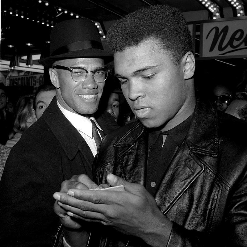 Muhammad ALi, boxing, boxing muhammad ali, Muhammad ALi greatest match, boxer Muhammad Ali, Muhammad Ali news, Muhammad Ali sports, Muhammad Ali die, Muhammad Ali death, Muhammad Ali fight, Muhammad Ali boxer, Muhammad Ali boxing, Muhammad Ali records, Muhammad Ali career, Muhammad Ali health, muhammad ali knockouts, muhammad ali best knockouts, Muhammad Ali news, muhammad ali rare pics, amitabh bachchan meet muhammad ali, indira gandhi meet muhammad ali, muhammad ali meet md rafi, muhammad ali photos, muhammad ali pics, Boxing legend , Boxing legend Muhammad ALi, Ali death, Muhammad Ali pictures