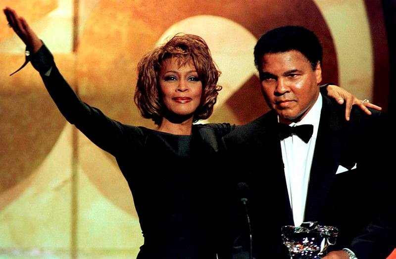 Muhammad ALi, boxing, boxing muhammad ali, Muhammad ALi greatest match, boxer Muhammad Ali, Muhammad Ali news, Muhammad Ali sports, Muhammad Ali die, Muhammad Ali death, Muhammad Ali fight, Muhammad Ali boxer, Muhammad Ali boxing, Muhammad Ali records, Muhammad Ali career, Muhammad Ali health, muhammad ali knockouts, muhammad ali best knockouts, Muhammad Ali news, muhammad ali rare pics, amitabh bachchan meet muhammad ali, indira gandhi meet muhammad ali, muhammad ali meet md rafi, muhammad ali photos, muhammad ali pics, Boxing legend , Boxing legend Muhammad ALi, Ali death, Muhammad Ali pictures