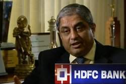 HDFC के मैनेजिंग डायरेक्टर हैं देश के सबसे बड़े बैंकर, दूसरे नंबर पर Axis Bank की शिखा शर्मा, जानिए इनके पैकेज