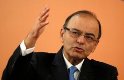 अरुण जेटली ने बचत पर ऊंची ब्याज दरों को लेकर उठाया सवाल