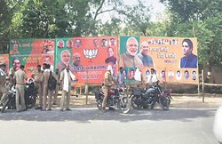 इलाहाबाद में बोले मोदी- 30 साल बाद भारत में बहुमत वाली सरकार लाने का पूरा श्रेय आपका