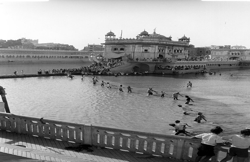 operation bluestar punjab, operation blue star, operation bluestar anniversary, operation blue star in 1984, 1984 operation blue star, 1984 attack on golden temple, punjab news, golden temple news, india news, punjab news
