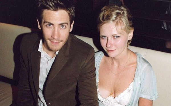 JOHNNY DEPP & AMBER HEARD, KRISTEN STEWART & ROBERT PATTINSON, DREW BARRYMORE & TOM GREEN, BRITNEY SPEARS & KEVIN FEDERLINE, JAKE GYLLENHAAL & KIRSTEN DUNST, MARIAH CAREY & NICK CANNON, TIGER WOODS & ELIN NORDEGREN, Celebrity divorces, pets issue with Celebrity