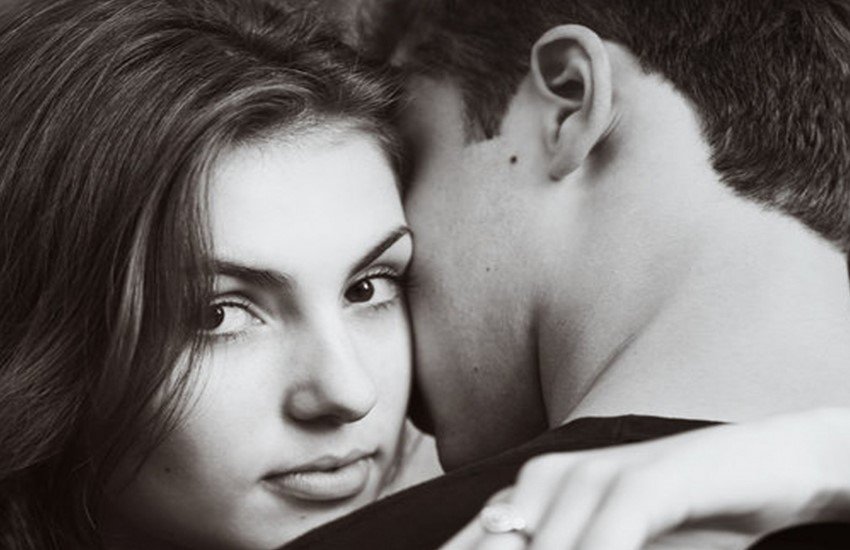 Cheating, Relationship, Cheating Wife, Cheating Husband, Cheating Partner, Infidelity, Cheating signs, Phones, Girlfriend Boyfriend, Intution
