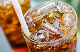 jansatta, duniya mere aage, cold drink, soft drink, coca cola, pepsi, coke