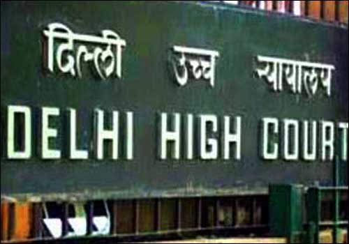 दिल्ली हाईकोर्ट के फैसले से सीबीएसई को झटका, स्मृति ईरानी के अंक करने पड़ सकते हैं सार्वजनिक