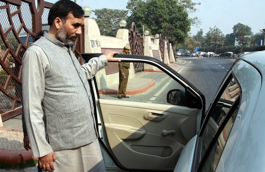 Gopal Rai, Gopal Rai resigns, Delhi Transport Minister Gopal Rai, Delhi Transport Minister resigns, Satyendra Jain, pwd and health minister, Transport ministry, aap govt, delhi govt, kejriwal govt, arvind kejriwal