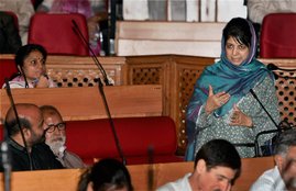 Sainik Colony, Sainik Colony kashmir, Sainik Colony News, Mehbooba Mufti vs Omar Abdullah, Mehbooba Mufti Latest news, Omar Abdullah Latest news, J&K Assembly