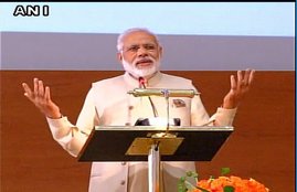 Narendra Modi,Modi Qatar Tour,India Qatar Relations,Pm Modi on Corruption,Qatar,Doha,Modi Govt,qatar, narendra modi, indian workers, speech, afghanistan usa, mexico, switzerland