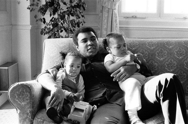 Muhammad ALi, boxing, boxing muhammad ali, boxer Muhammad Ali, Muhammad Ali news, Muhammad Ali sports, Muhammad Ali die, Muhammad Ali death, Muhammad Ali fight, Muhammad Ali boxer, Muhammad Ali boxing, Muhammad Ali records, Muhammad Ali career, Muhammad Ali health, muhammad ali knockouts, muhammad ali best knockouts, Muhammad Ali news, muhammad ali rare pics, muhammad ali photos, muhammad ali pics, Boxing legend , Boxing legend Muhammad ALi, Ali death, Muhammad Ali pictures