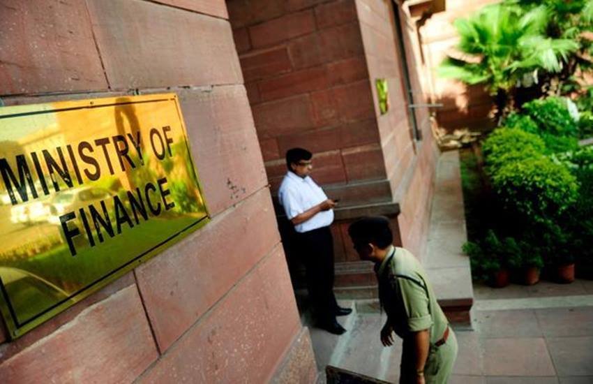 7th pay commission, seventh pay Commission, 7th pay commission latest news in hindi, 7th Pay Commission salary hike, 7th pay commission report, 7th pay commission latest news today, latest news on 7th pay commission, Modi govt 7th pay, Modi govt 7th pay commission, 7th pay commission pay scale, pay commission, pay commission news, 7th Pay Commission cabinet, 7th Pay Commission salary calculations, india News