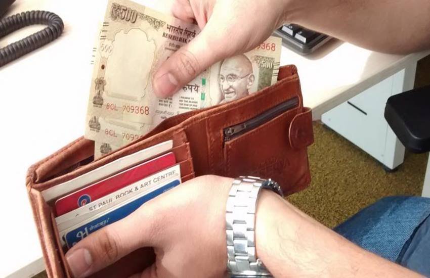 7th pay commission, 7th pay commission latest news in hindi, seventh pay Commission, latest news on 7th pay commission, 7th pay commission report, 7th pay commission pay scale, pay commission, pay commission news, Govt employees, 7th Pay Commission cabinet, 7th Pay Commission salary calculations, Monthly salary of govt employees, central government employees, salary hike, india News