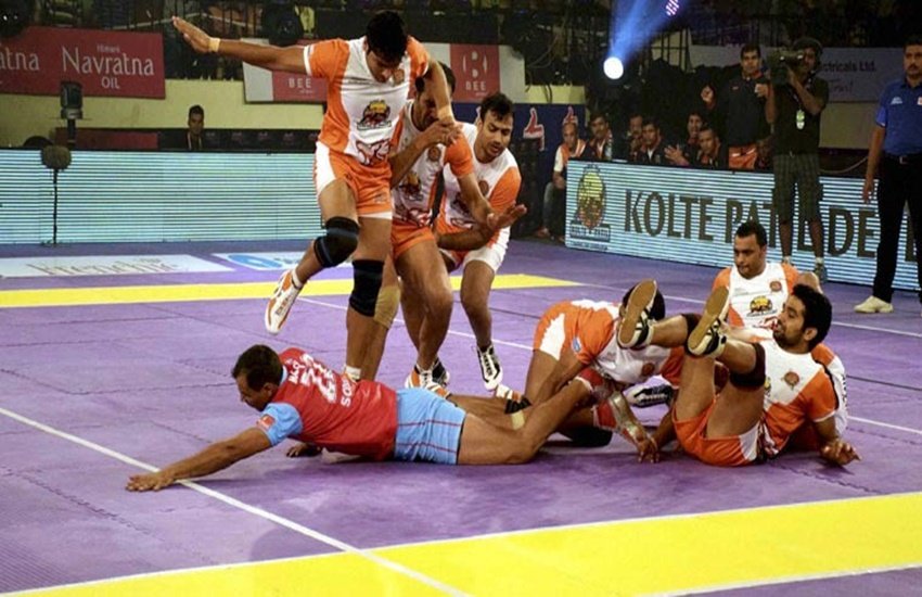 pro kabaddi league, pro kabaddi league 2016, pro kabaddi league 4, U Mumba, Puneri Paltan