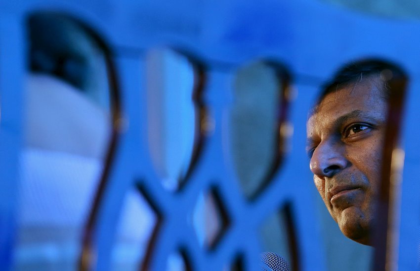 Congress rahjuram Rajan, RSS BJP Rajan, Raghuram rajan, Raghuram rajan Latest news, Raghuram rajan News, Raghuram rajan Hindi news