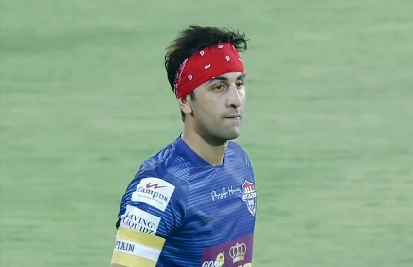 Virat Kohli, Virat Kohli football team, actors vs cricketers, cricketers actors football match, Celebrity Clasico 2016, All Stars FC, All Heart FC, Sports News, Sports