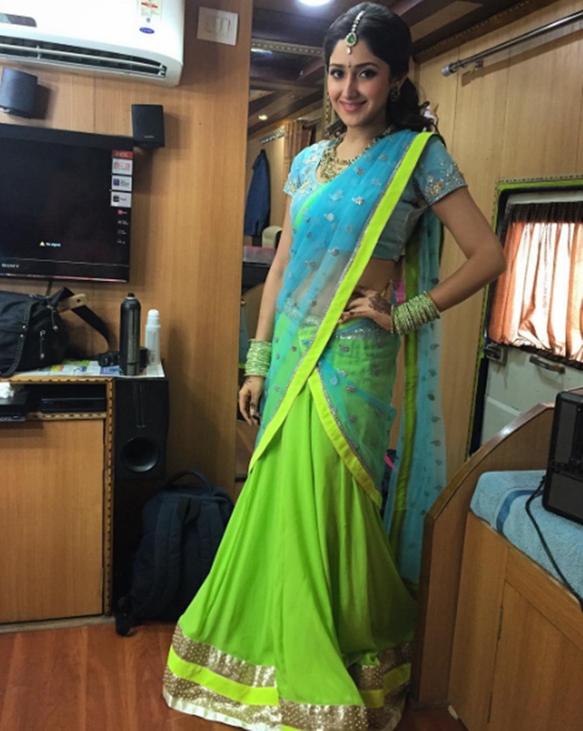Sayyeshaa, Shivaay, Ajay Devgn, Sayyeshaa bano, Sayyeshaa in Shivaay, Shivaay Sayyeshaa, Sayyeshaa pics, Sayyeshaa movies, Sayyeshaa hot photos, Sayyeshaa life, Sayyeshaa biography, Sayyeshaa shaheen, Sayyeshaa dilip kumar, entertainment news, bollywood news, bollywood hindi news