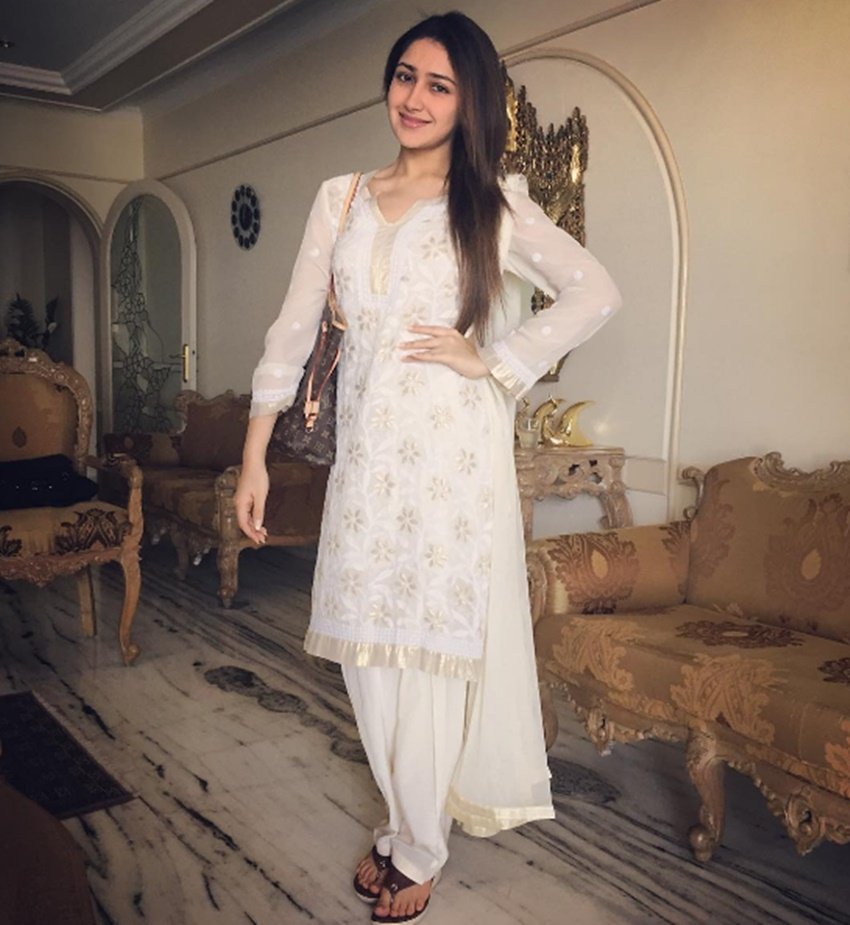 Sayyeshaa, Shivaay, Ajay Devgn, Sayyeshaa bano, Sayyeshaa in Shivaay, Shivaay Sayyeshaa, Sayyeshaa pics, Sayyeshaa movies, Sayyeshaa hot photos, Sayyeshaa life, Sayyeshaa biography, Sayyeshaa shaheen, Sayyeshaa dilip kumar, entertainment news, bollywood news, bollywood hindi news
