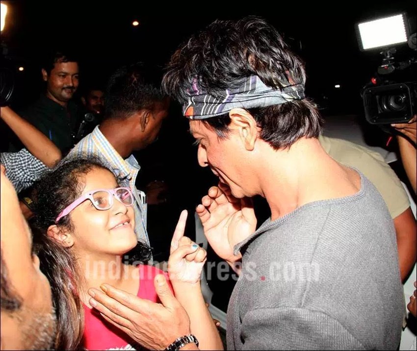 shah rukh khan, srk, suhana khan, shah rukh khan pics, srk daughter, shah rukh khan daughter, shah rukh khan daughter pics, shah rukh khan suhana pics, srk suhana pics, srk daughter pics, suhana khan pics, suhana khan photos, suhana pics, srk daughter suhana khan, shah rukh khan news, shah rukh khan latest news, shah rukh khan movies, shah rukh khan upcoming movies, entertainment news