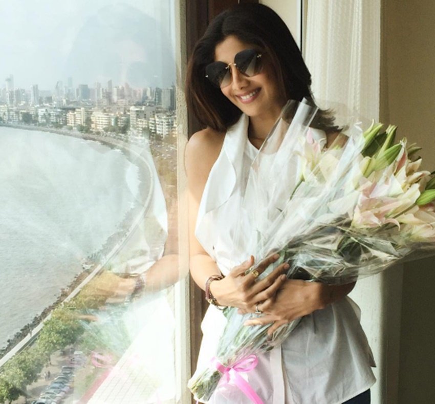 Shilpa Shetty, shilpa shetty birthday, shilpa shetty age, Shilpa Shetty birthday celebration, Shilpa Shetty Raj Kundra, Shilpa Shetty birthday pics, Shilpa Shetty pics, Shilpa Shetty husband, Raj Kundra, Shilpa Shetty pre-birthday dinner, Shilpa Shetty Raj kundra pics, Shilpa Shetty Instagram, Shilpa Shetty Latest News in hindi, Entertainment News, Jansatta