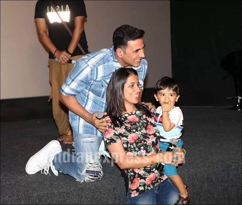 aishwarya rai bachchan, abhishek baachchan, housefull 3, akshay kumar, jacqueline fernandez, aishwarya, abhishe, aishwarya pics, abhishek pics, salim khan, salman khan, helen, housefull 3 screening, housefull