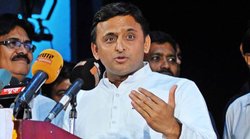 UP की अखिलेश सरकार का कैबिनेट विस्तार: 4 नए मंत्री शामिल, मनोज पांडेय के हटने के बाद बलराम यादव की वापसी