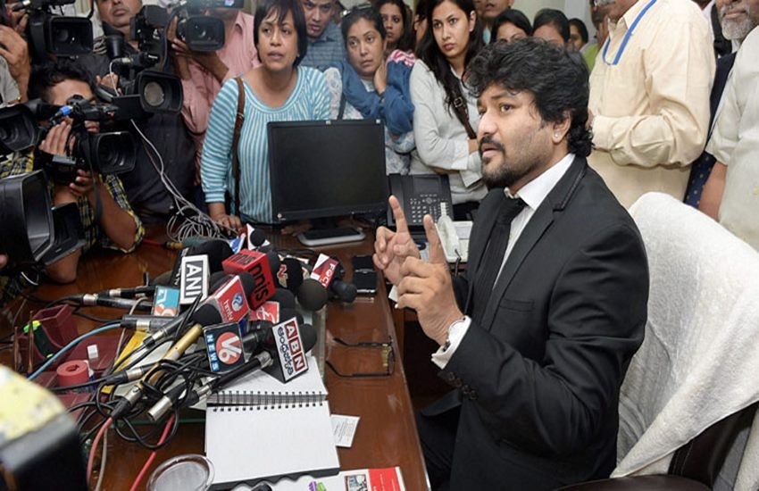 babul supriyo, babul supriyo marriage, babul supriyo wedding, babul supriyo second marriage, babul supriyo wife, who is rachna sharma, rachna sharma, babul supriyo news, central minister babul supriyo