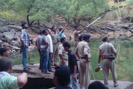 UP , Mirzapur , BHU , MBA , two student bodies recovered, selfie